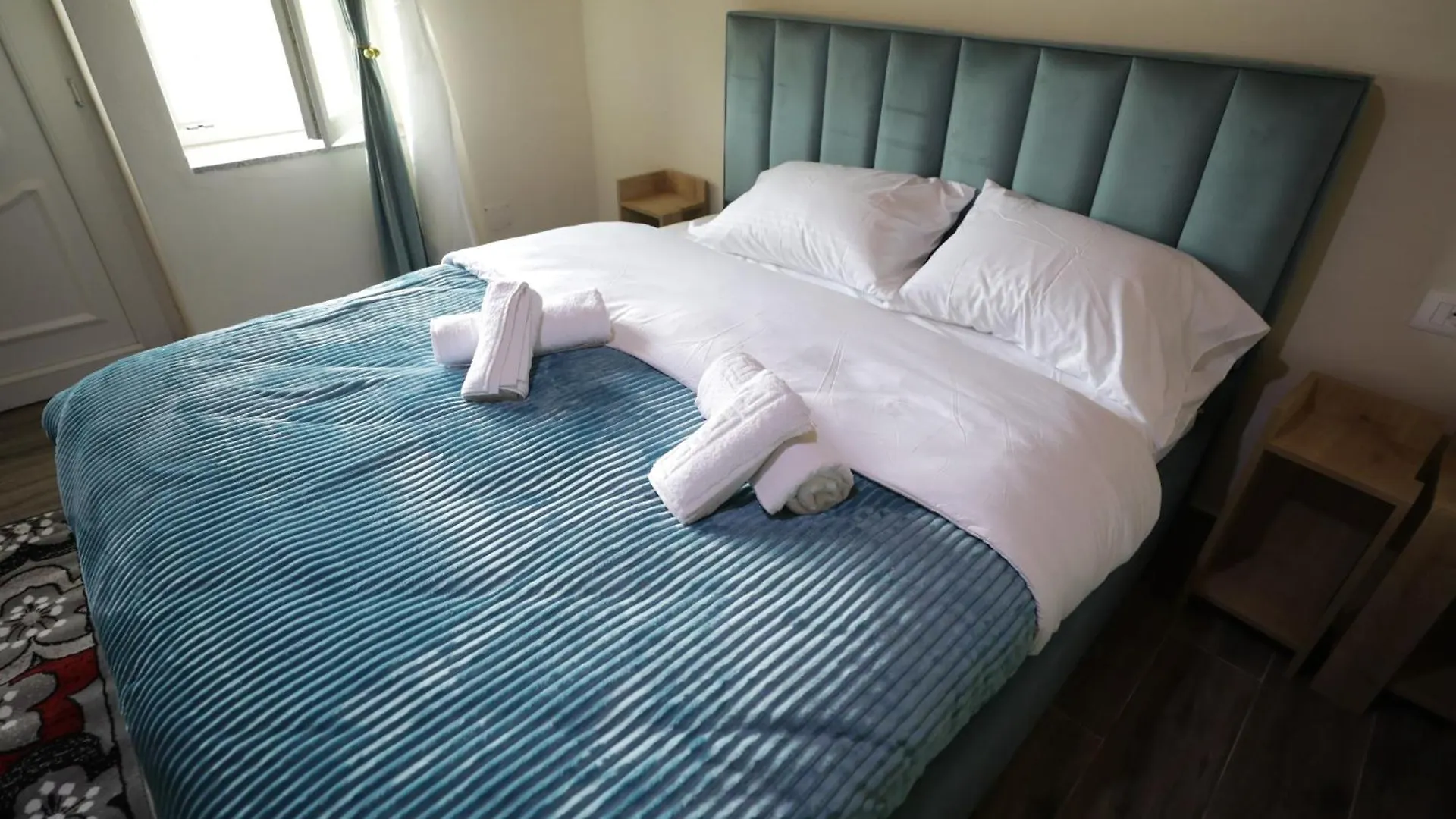 Thethi 360 Grade - Camping & Rooms Albanien